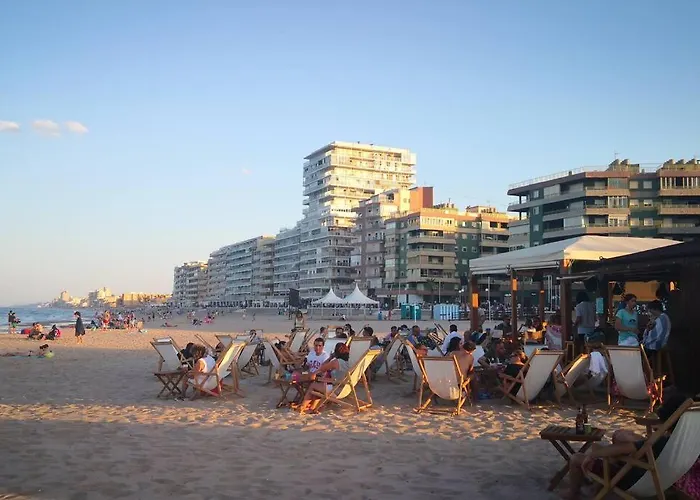 Cozy Apartment Close To The Beach In Beatiful Area